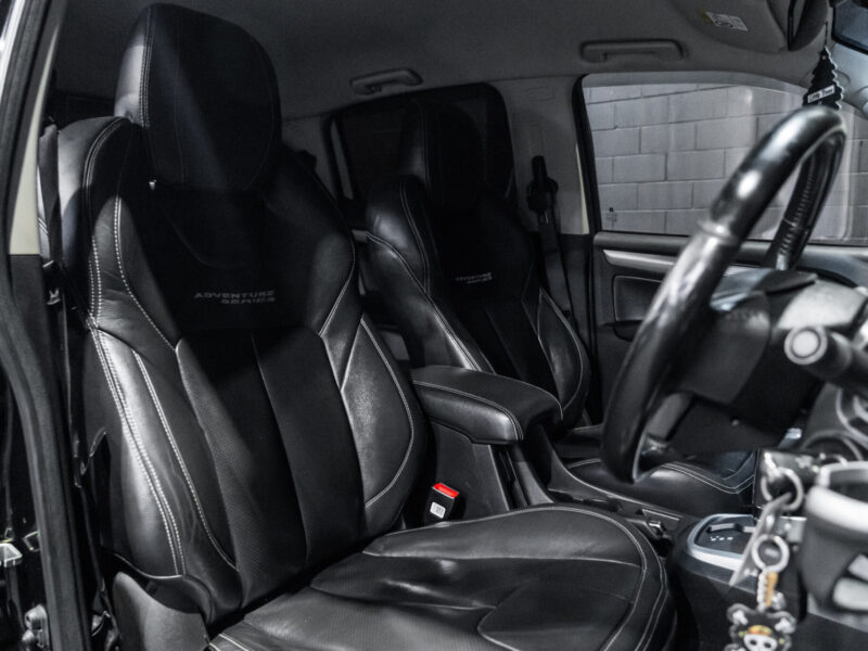 Vehicle Gallery Image