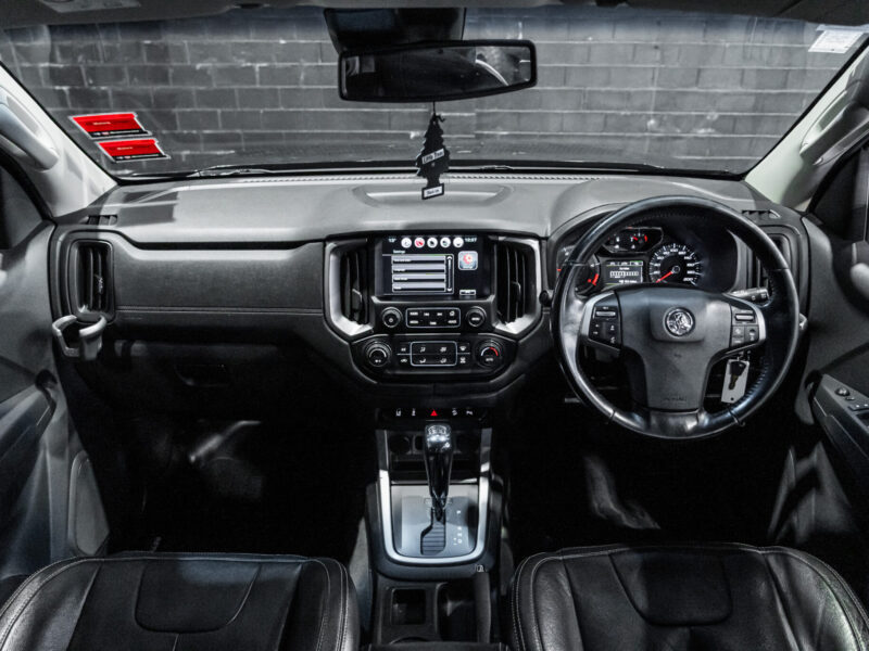 Vehicle Gallery Image