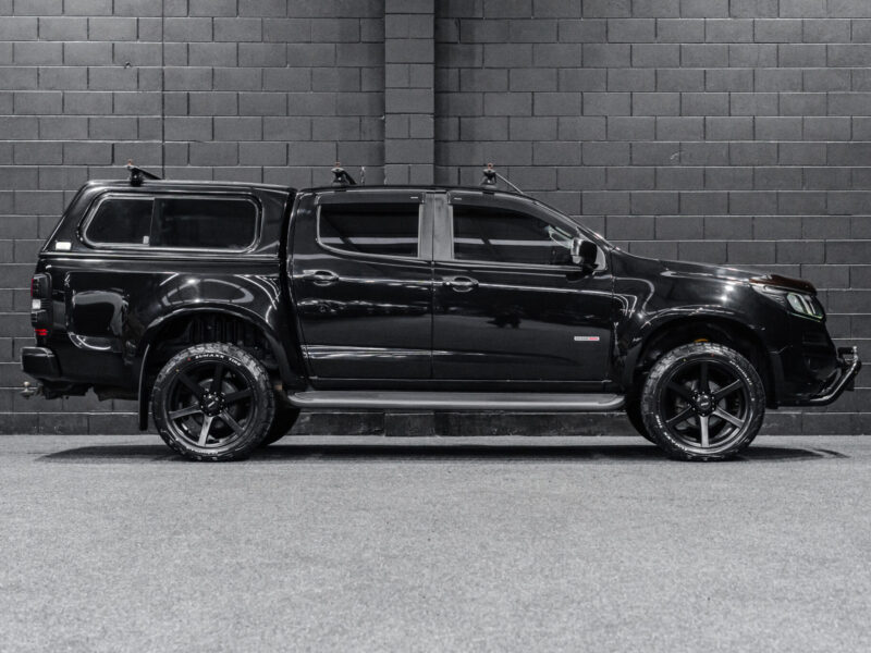 Vehicle Gallery Image