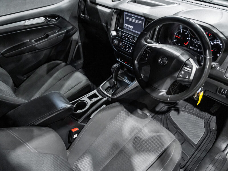 Vehicle Gallery Image