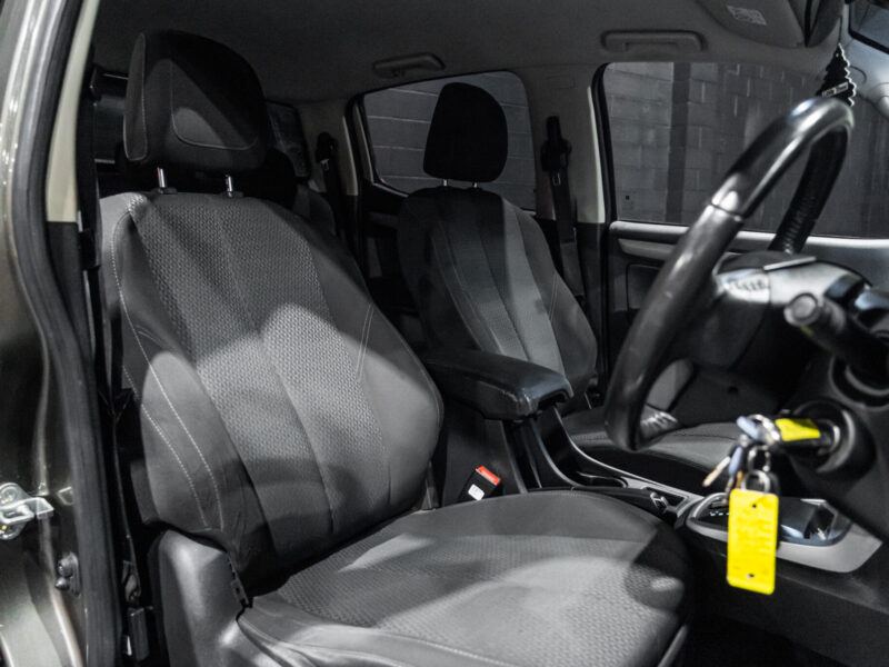 Vehicle Gallery Image