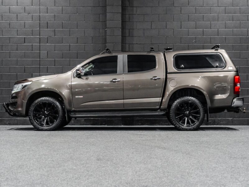 Vehicle Gallery Image