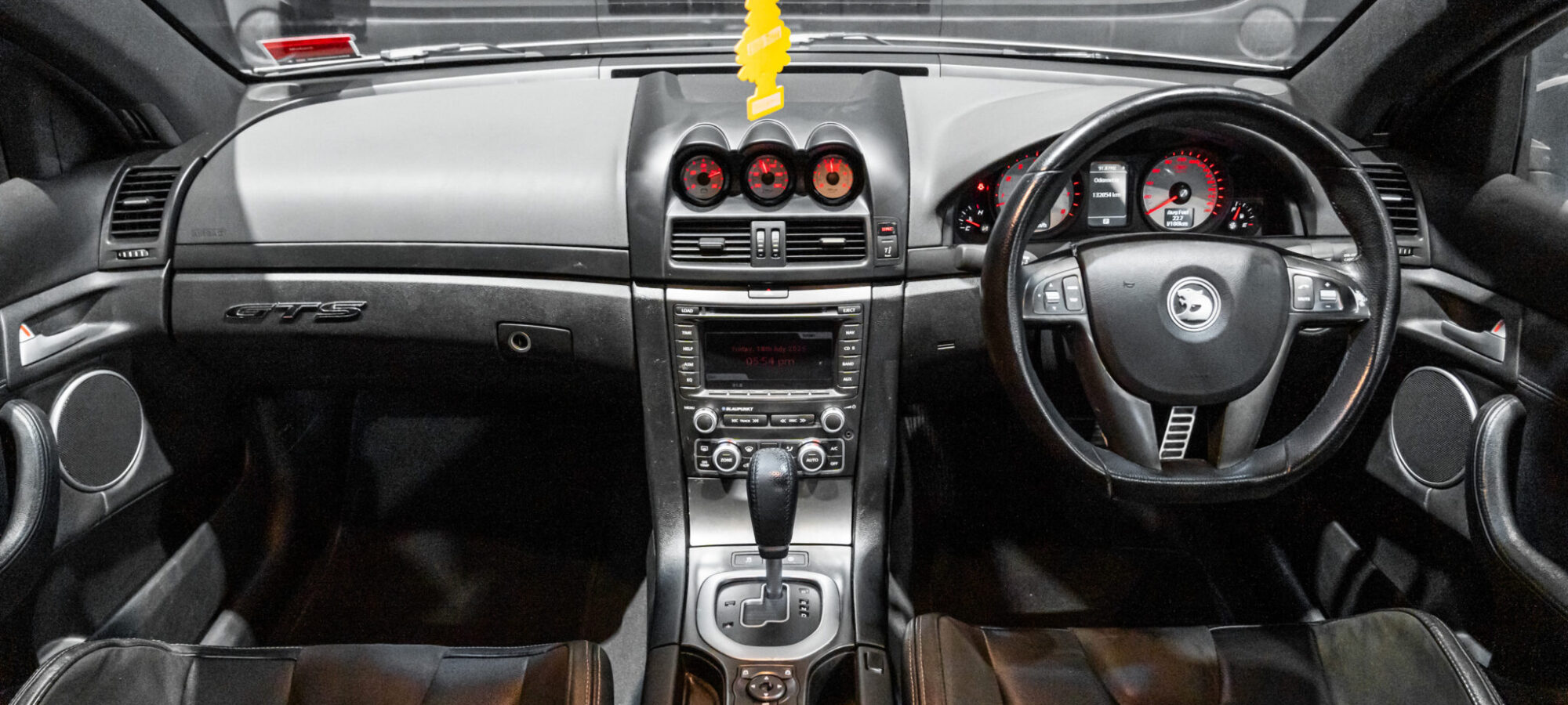 Vehicle Gallery Image