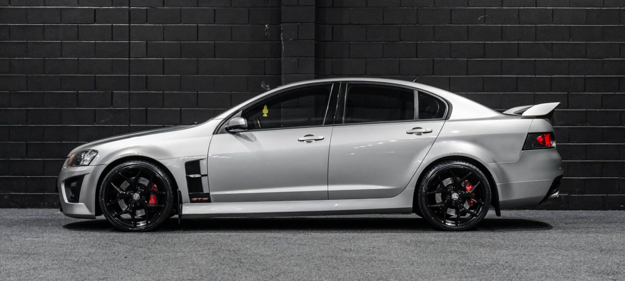 Vehicle Gallery Image