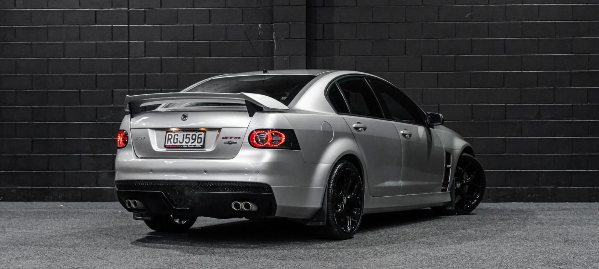 Vehicle Gallery Image