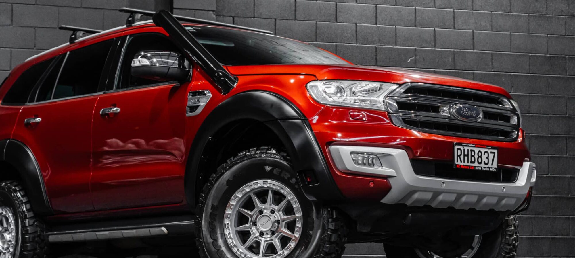 Vehicle Gallery Image