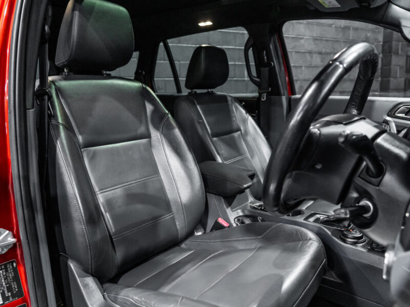 Vehicle Gallery Image