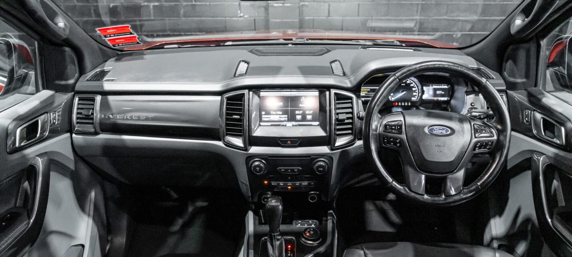 Vehicle Gallery Image