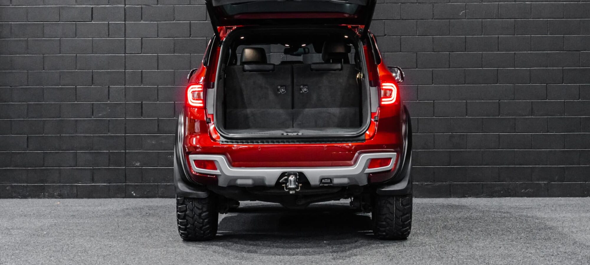Vehicle Gallery Image