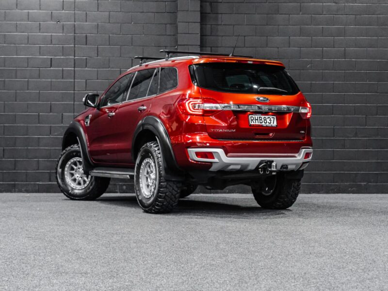 Vehicle Gallery Image