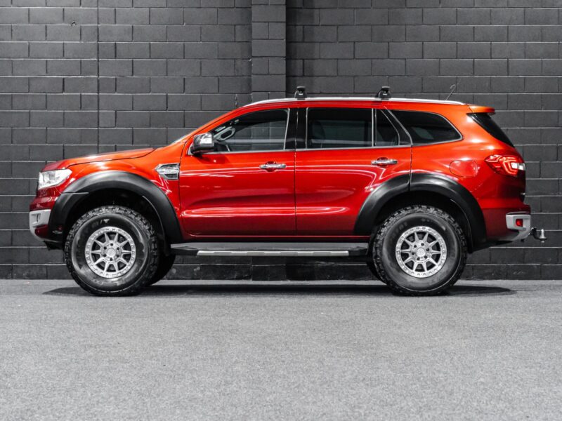 Vehicle Gallery Image