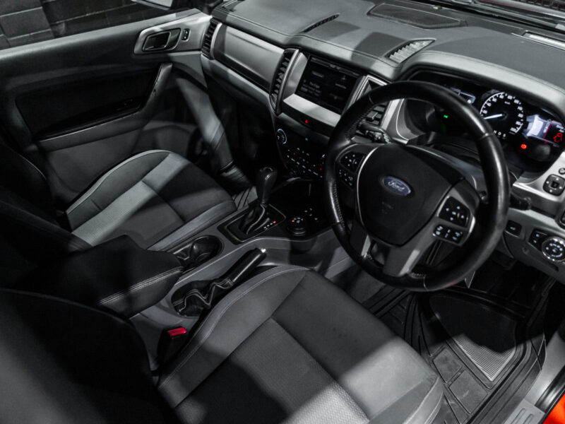 Vehicle Gallery Image