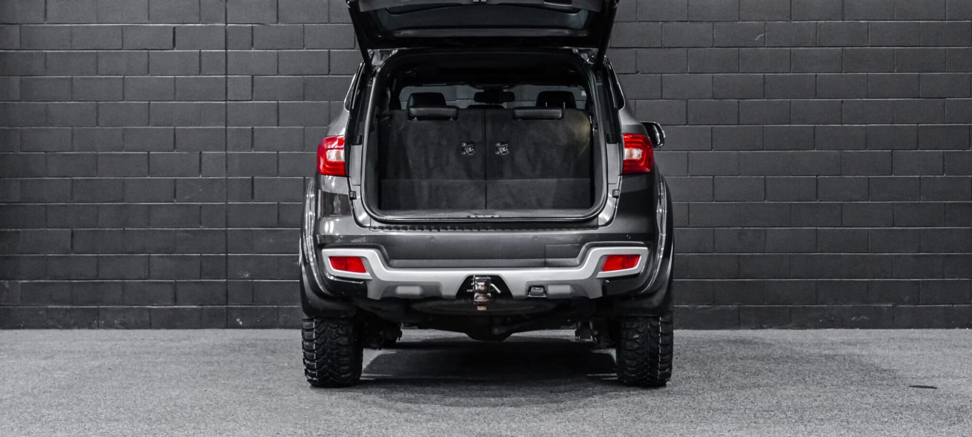 Vehicle Gallery Image