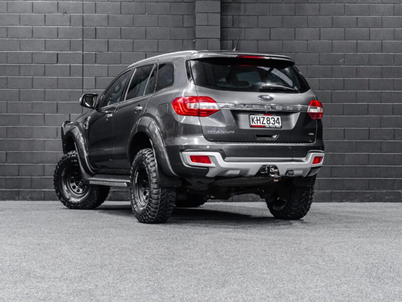 Vehicle Gallery Image