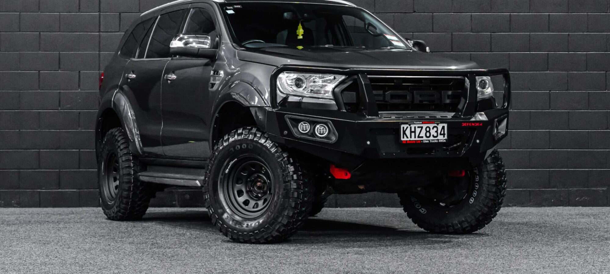 Vehicle Gallery Image