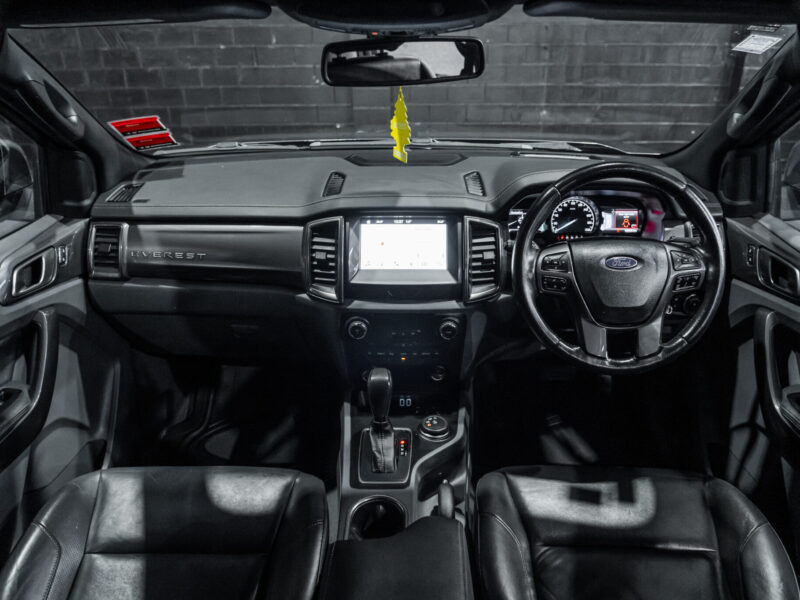 Vehicle Gallery Image