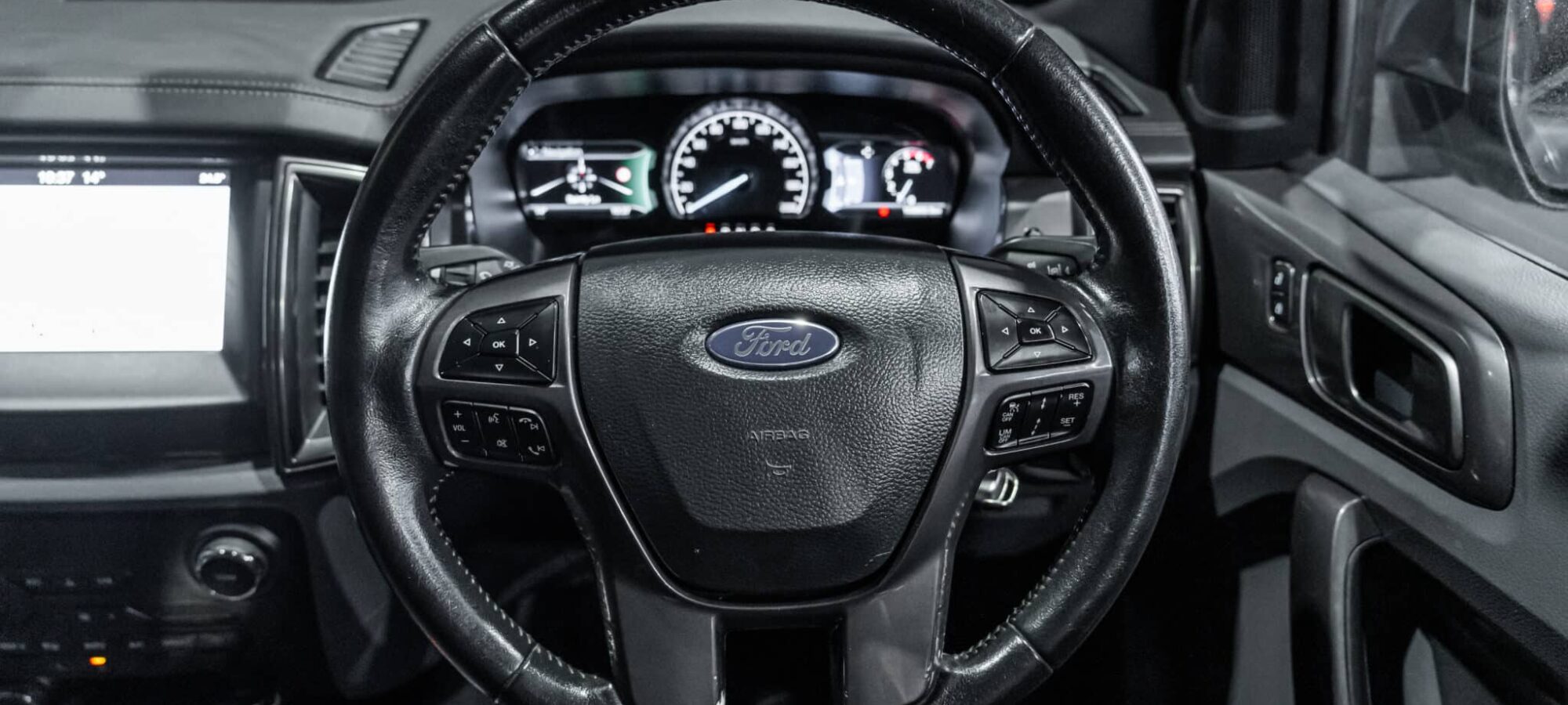 Vehicle Gallery Image