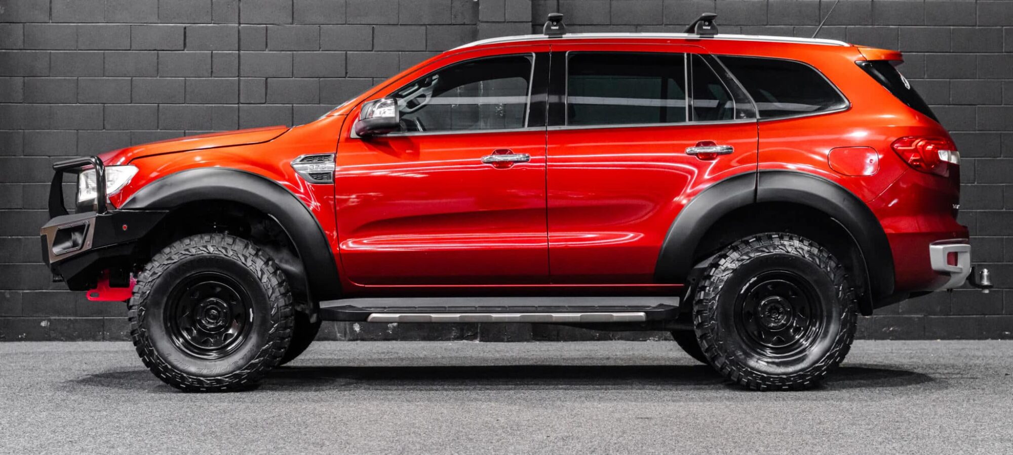 Vehicle Gallery Image
