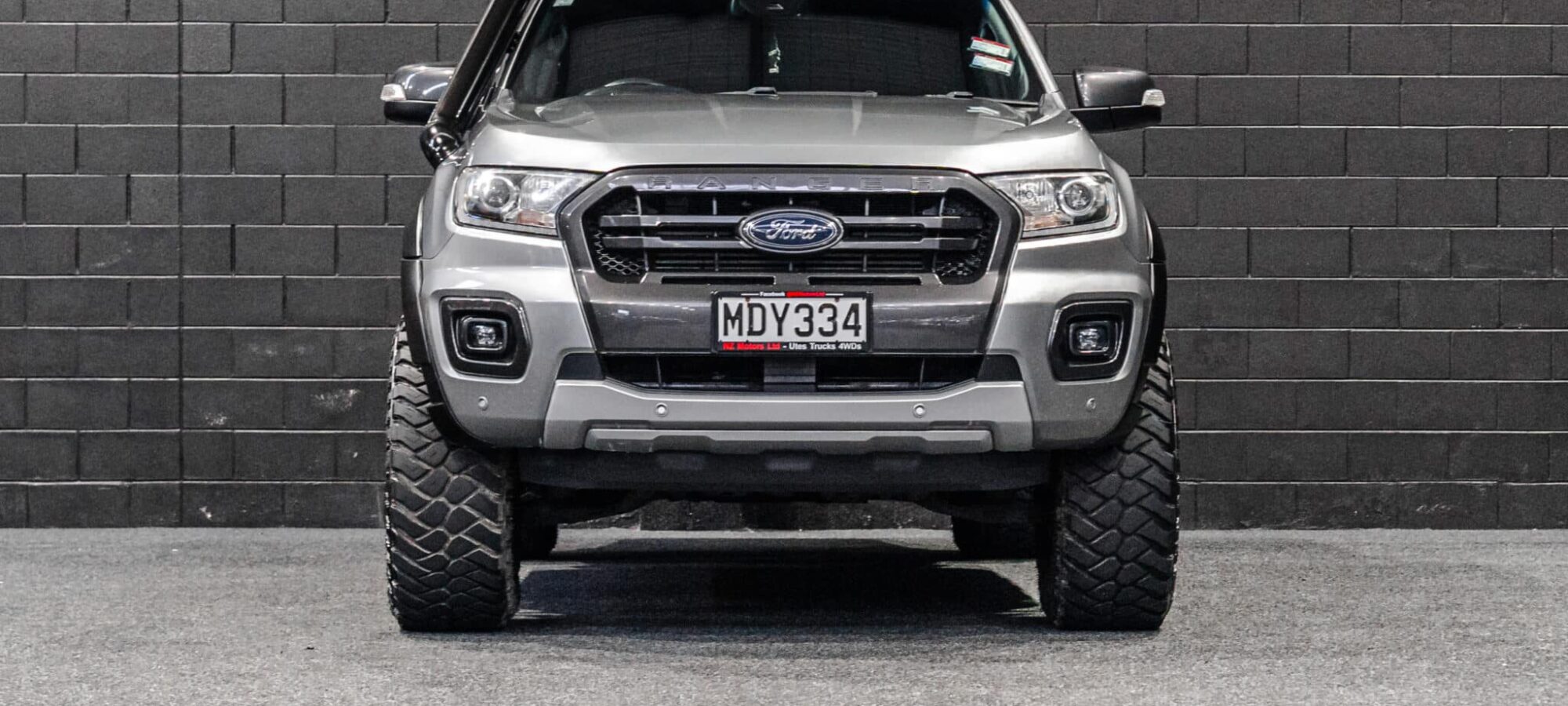 Vehicle Gallery Image