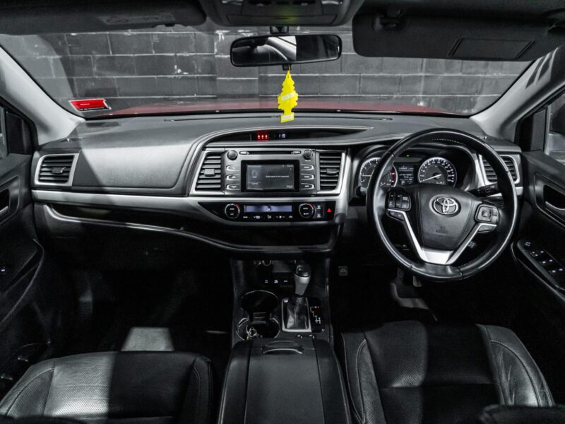 Vehicle Gallery Image