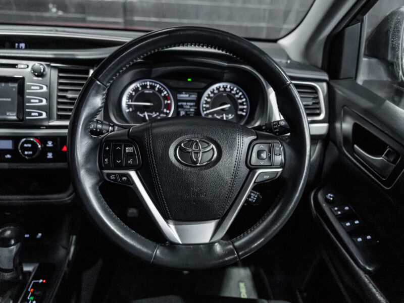 Vehicle Gallery Image