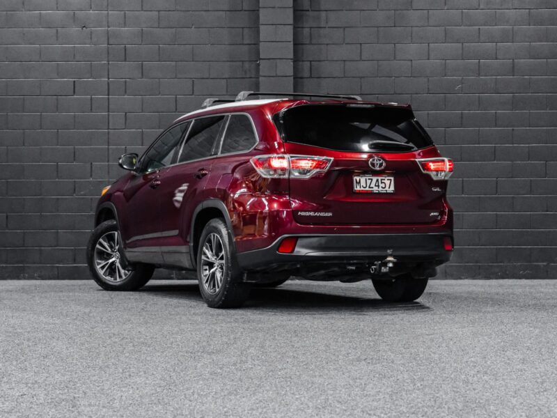 Vehicle Gallery Image
