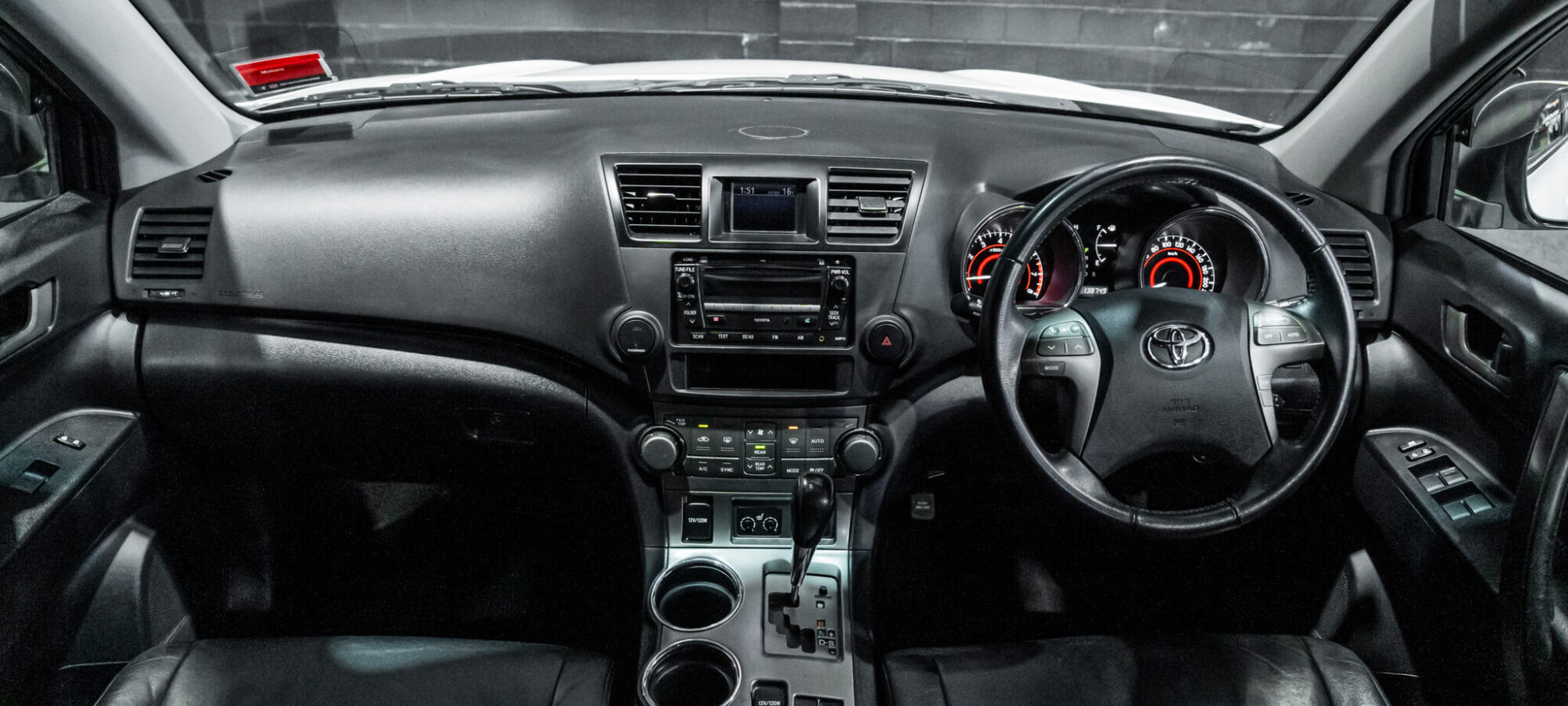 Vehicle Gallery Image