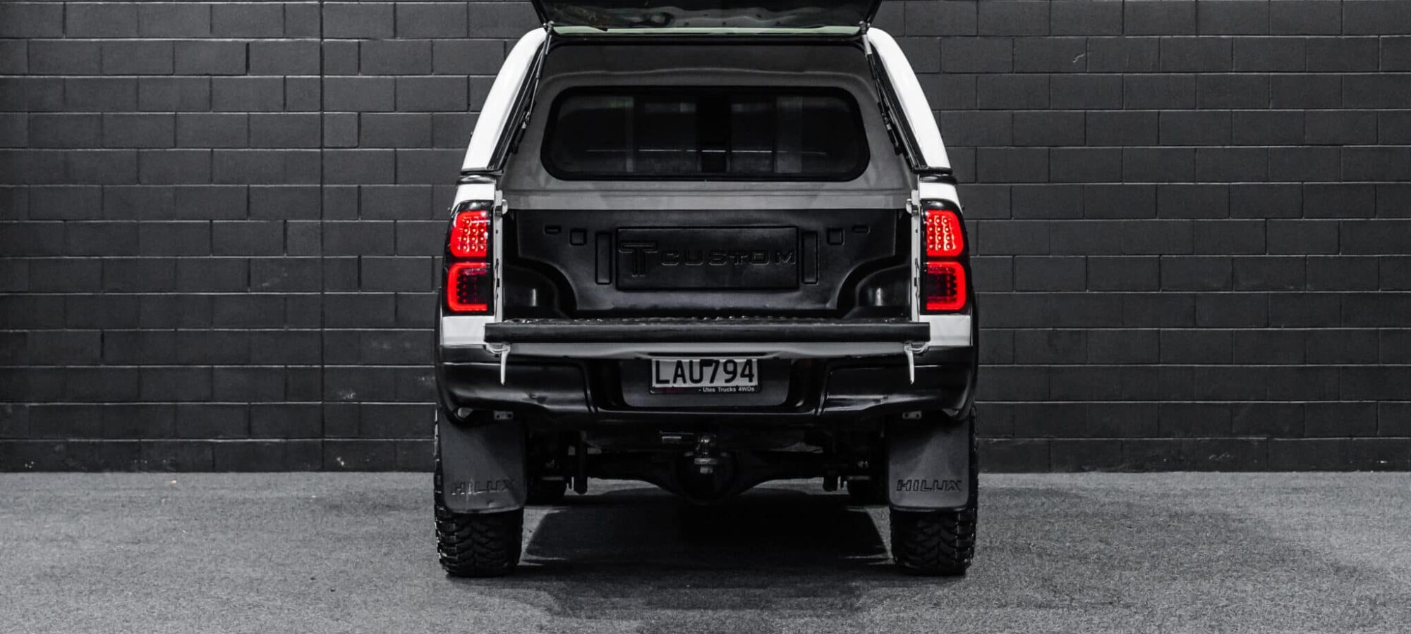 Vehicle Gallery Image