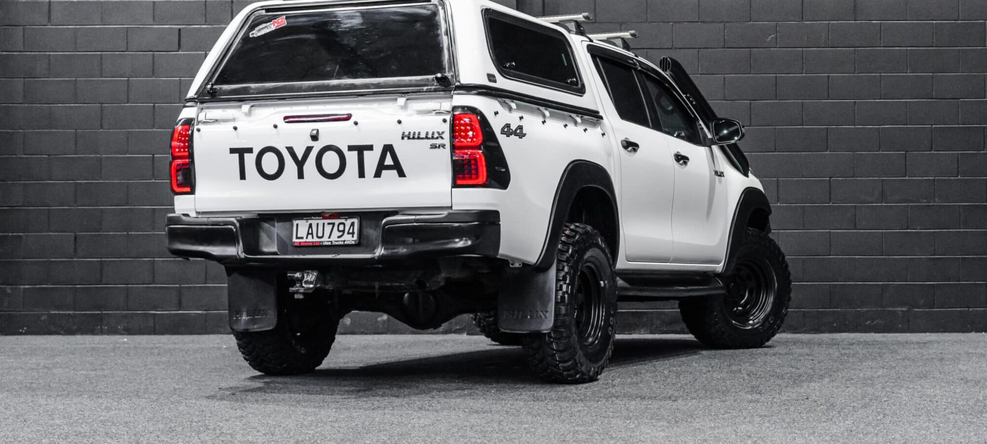 Vehicle Gallery Image