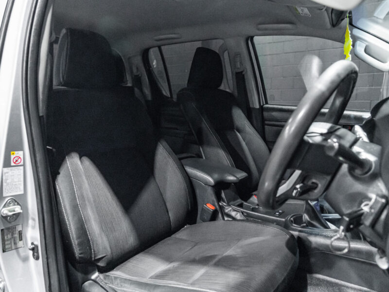 Vehicle Gallery Image