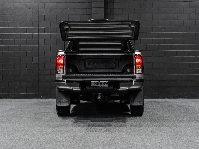 Vehicle Gallery Image