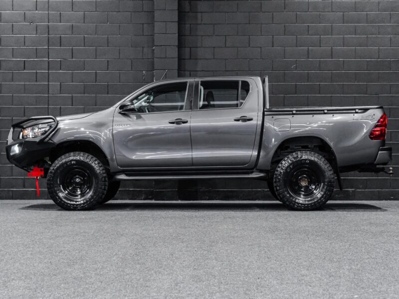 Vehicle Gallery Image