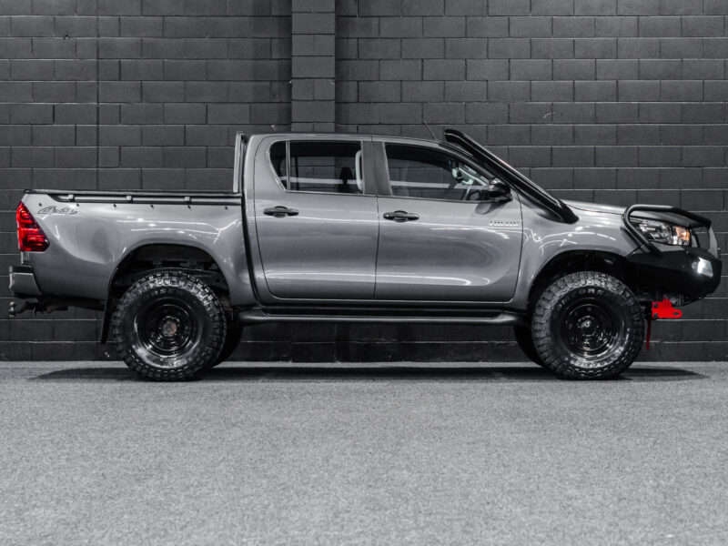 Vehicle Gallery Image