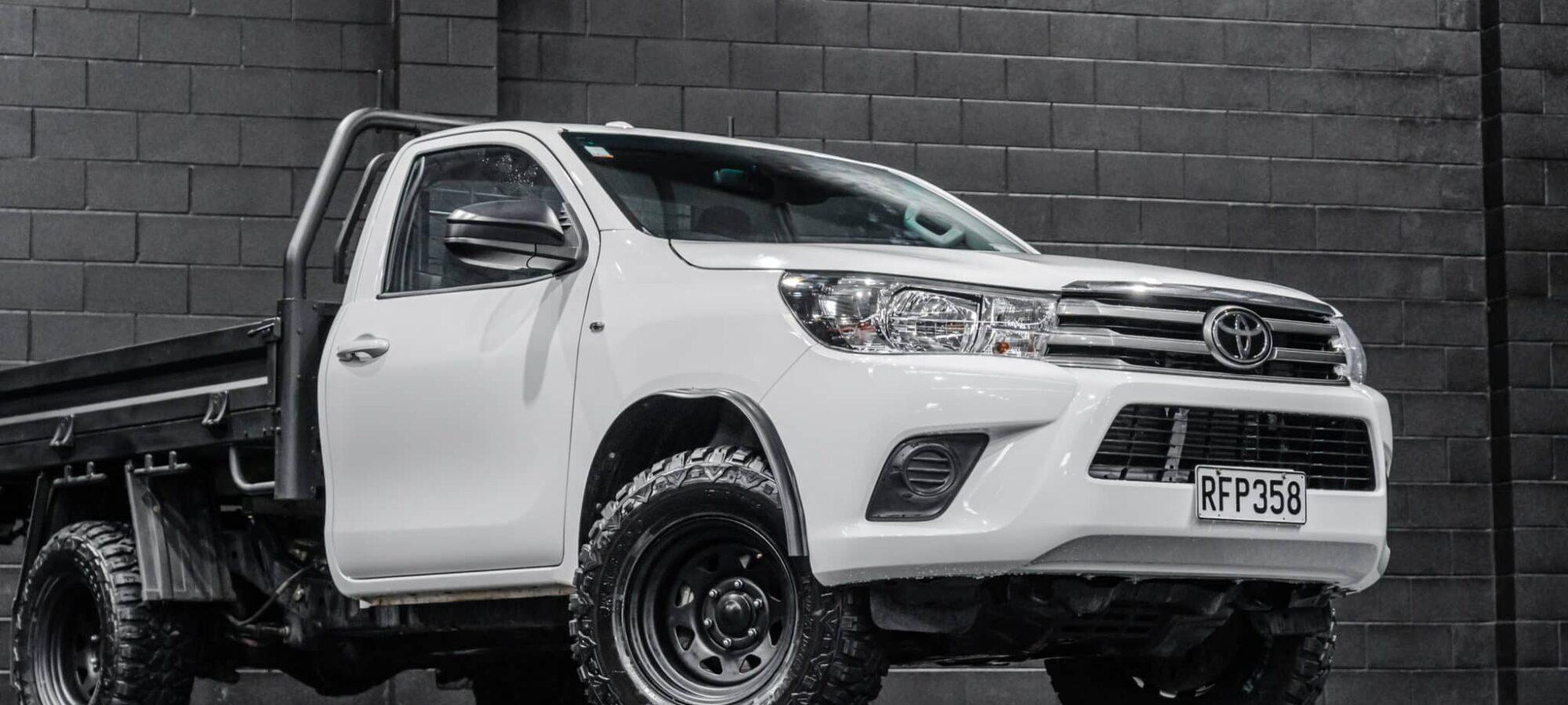 Vehicle Gallery Image