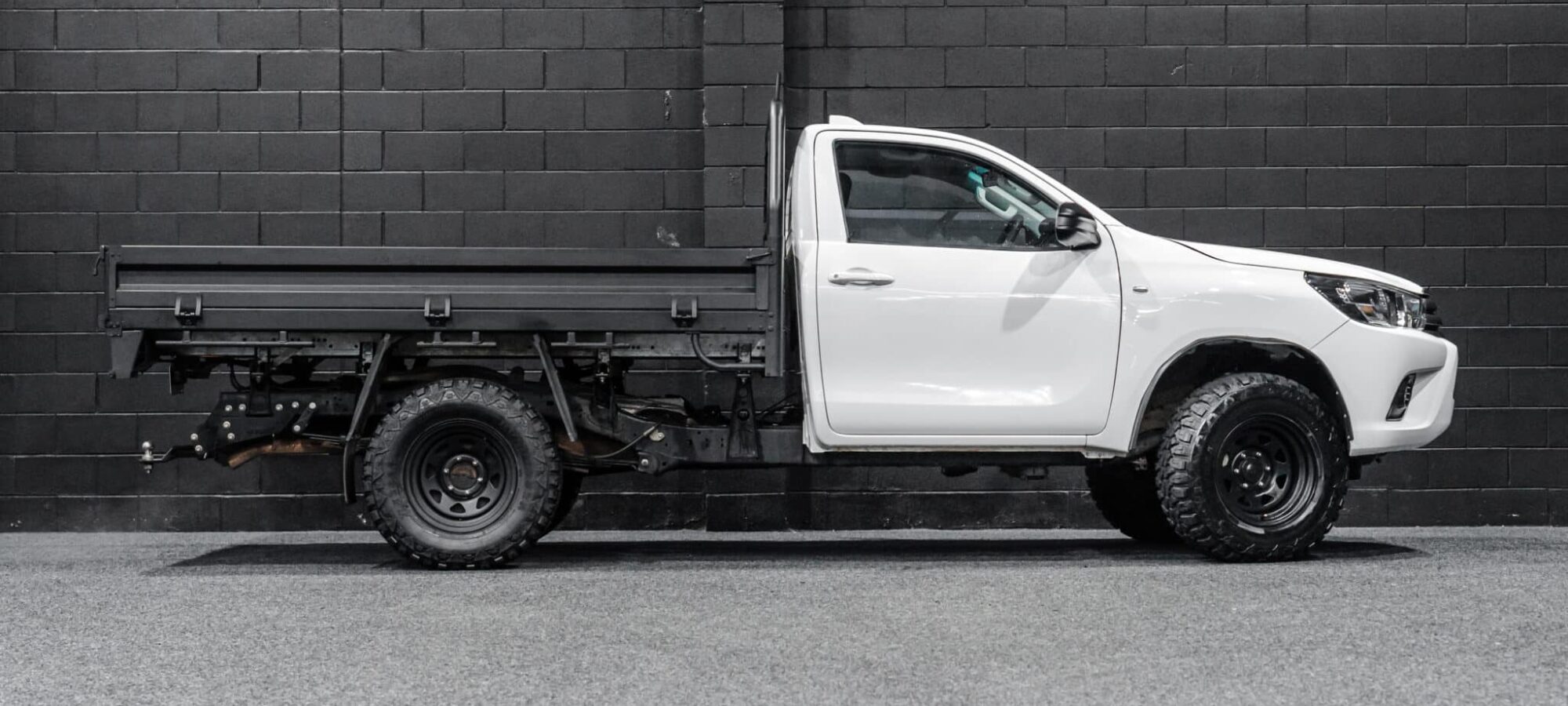 Vehicle Gallery Image