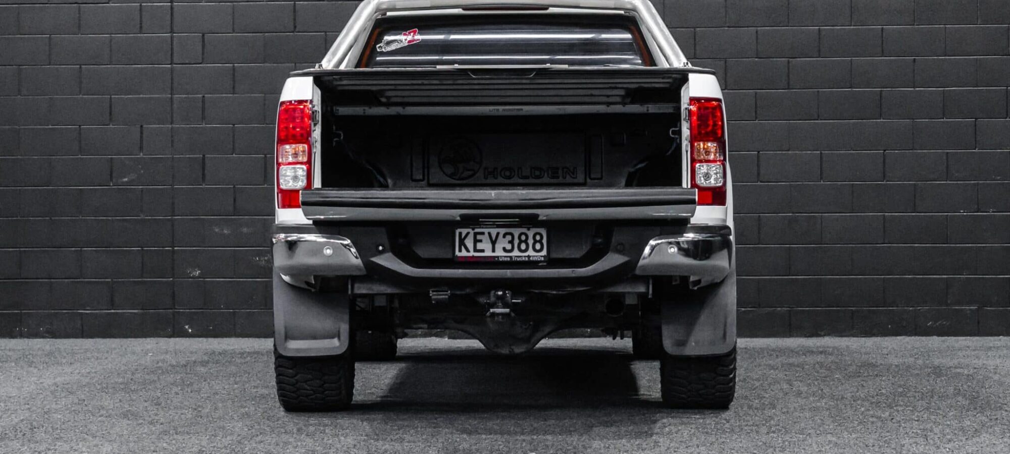 Vehicle Gallery Image