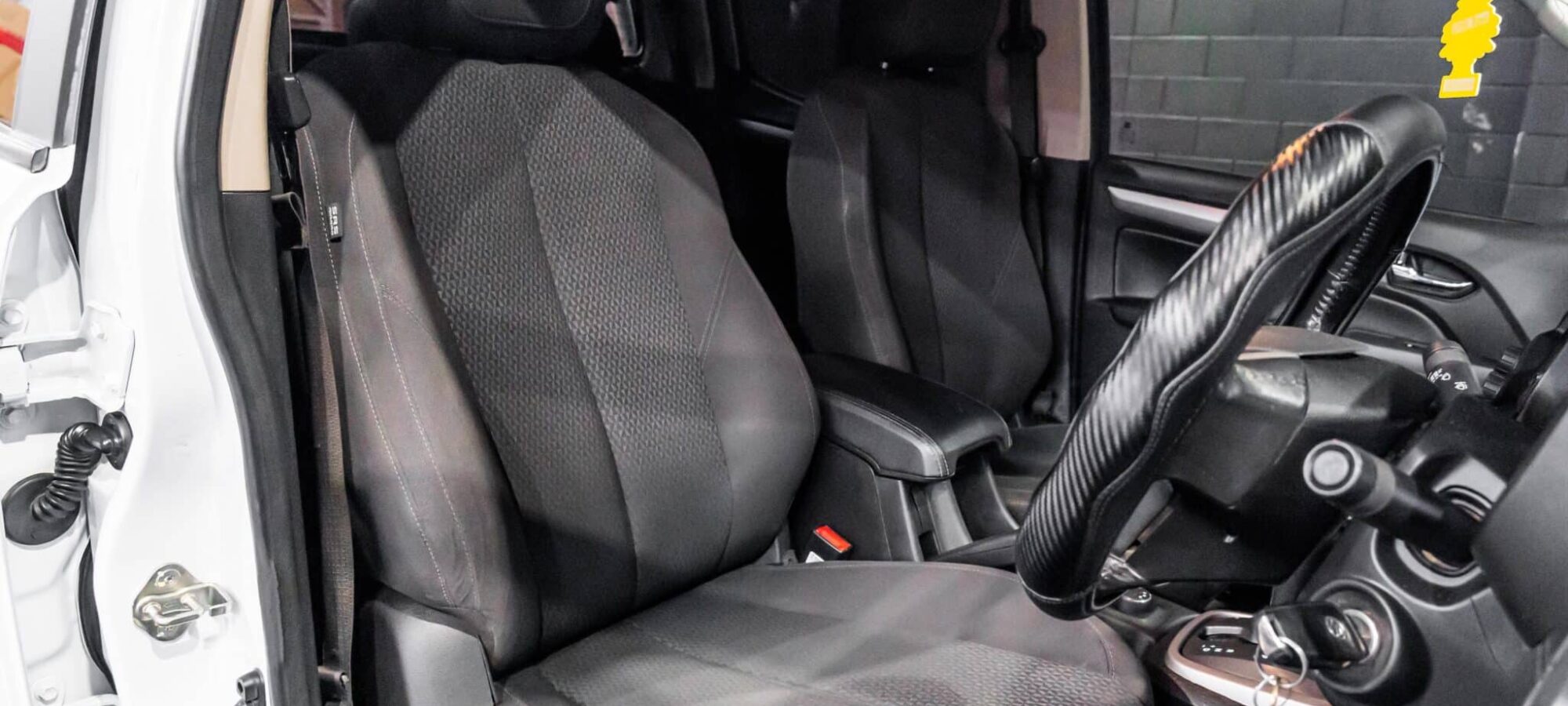 Vehicle Gallery Image