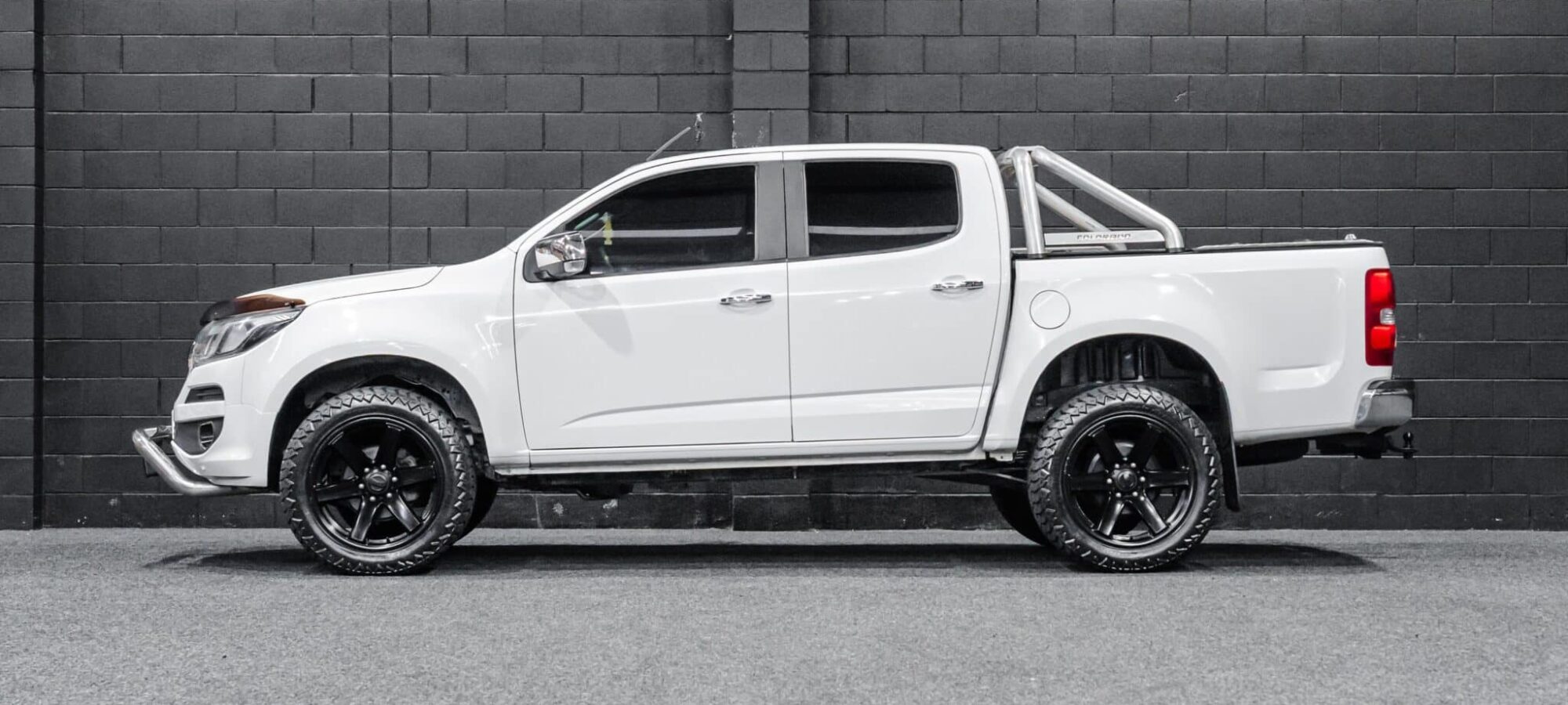 Vehicle Gallery Image