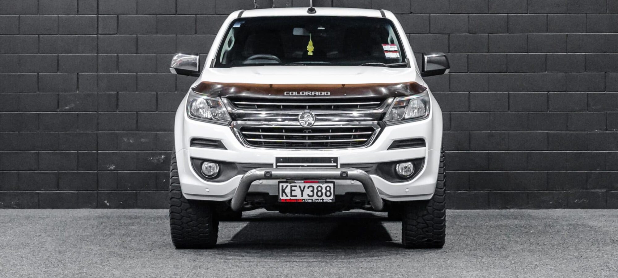 Vehicle Gallery Image