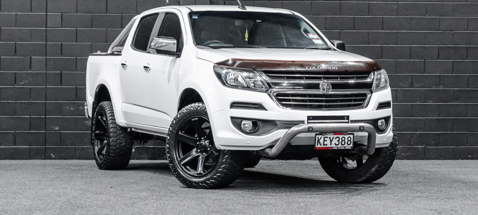 Vehicle Gallery Image