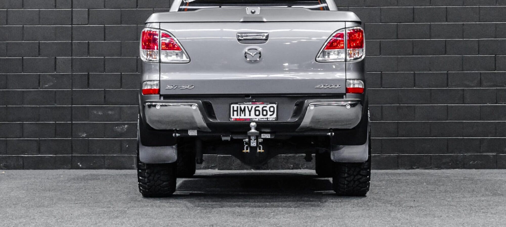 Vehicle Gallery Image