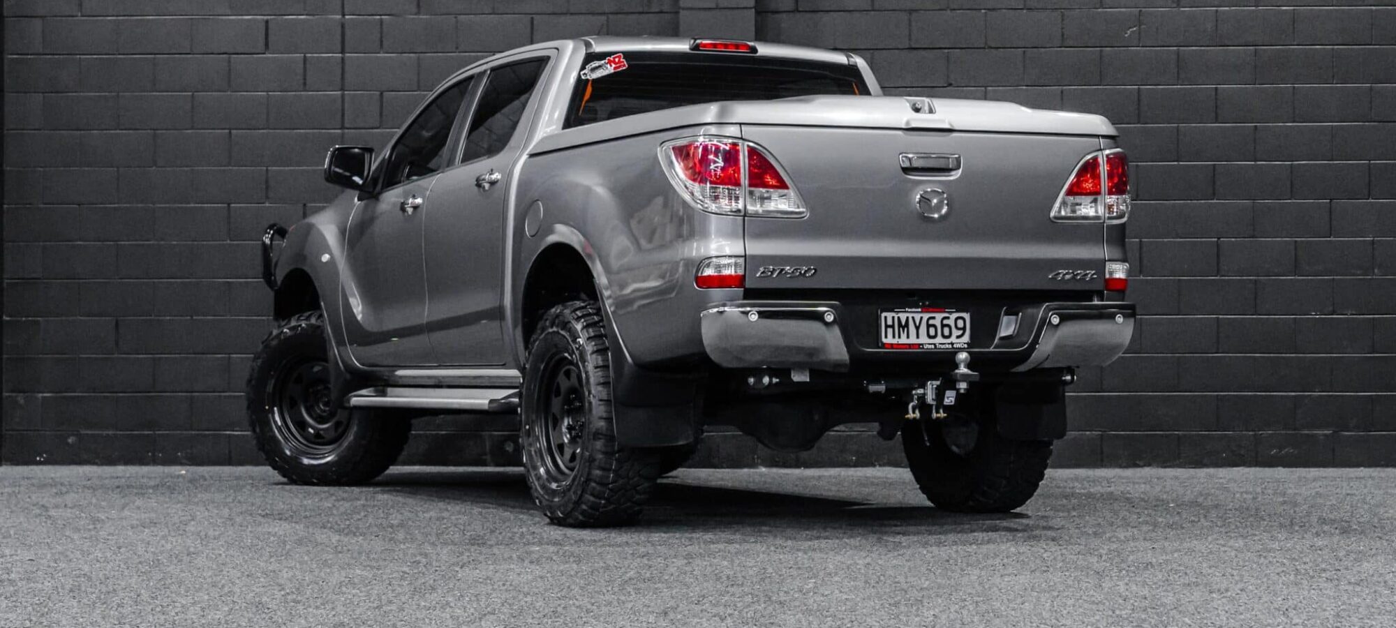 Vehicle Gallery Image