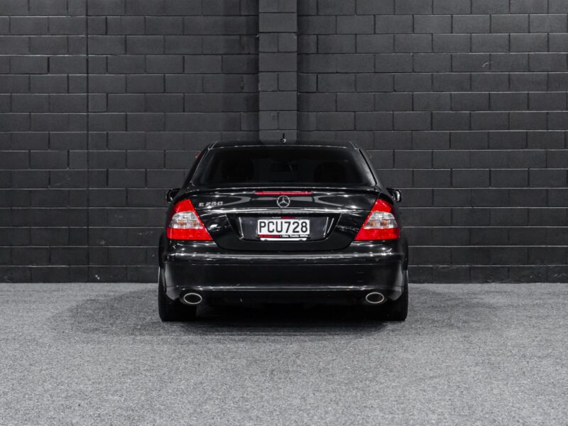 Vehicle Gallery Image