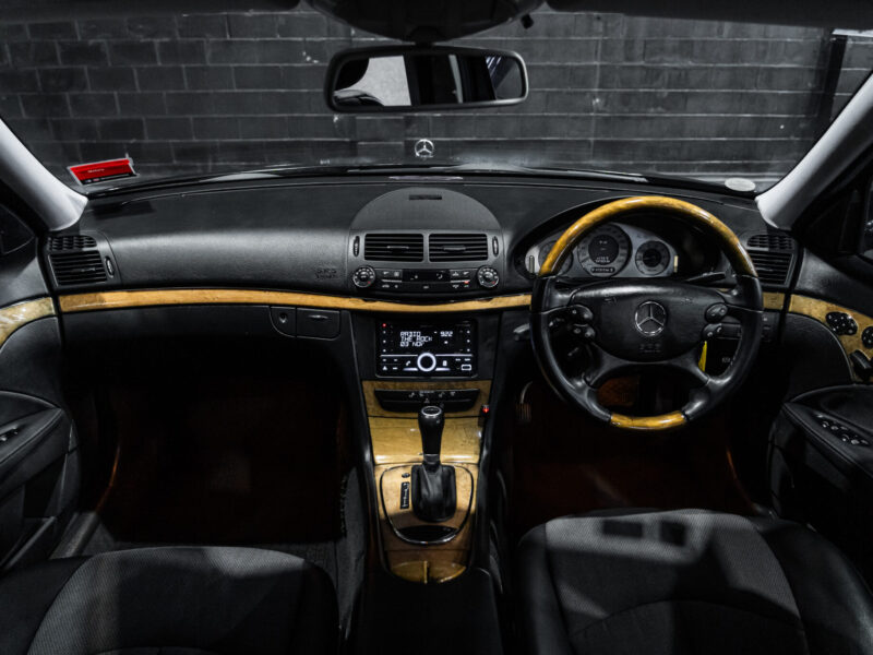 Vehicle Gallery Image