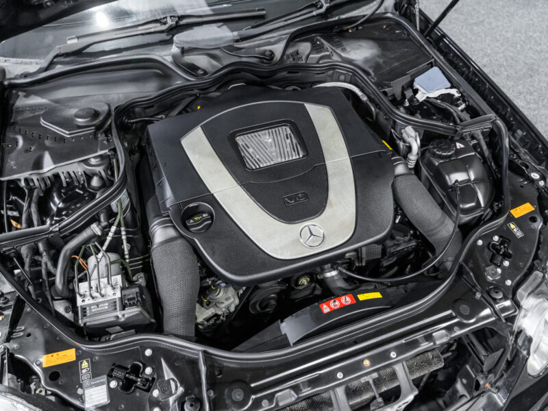 Vehicle Gallery Image