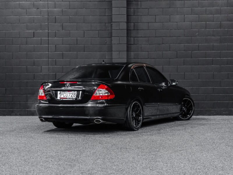 Vehicle Gallery Image