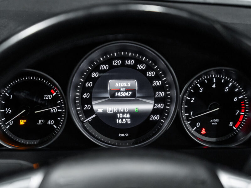 Vehicle Gallery Image