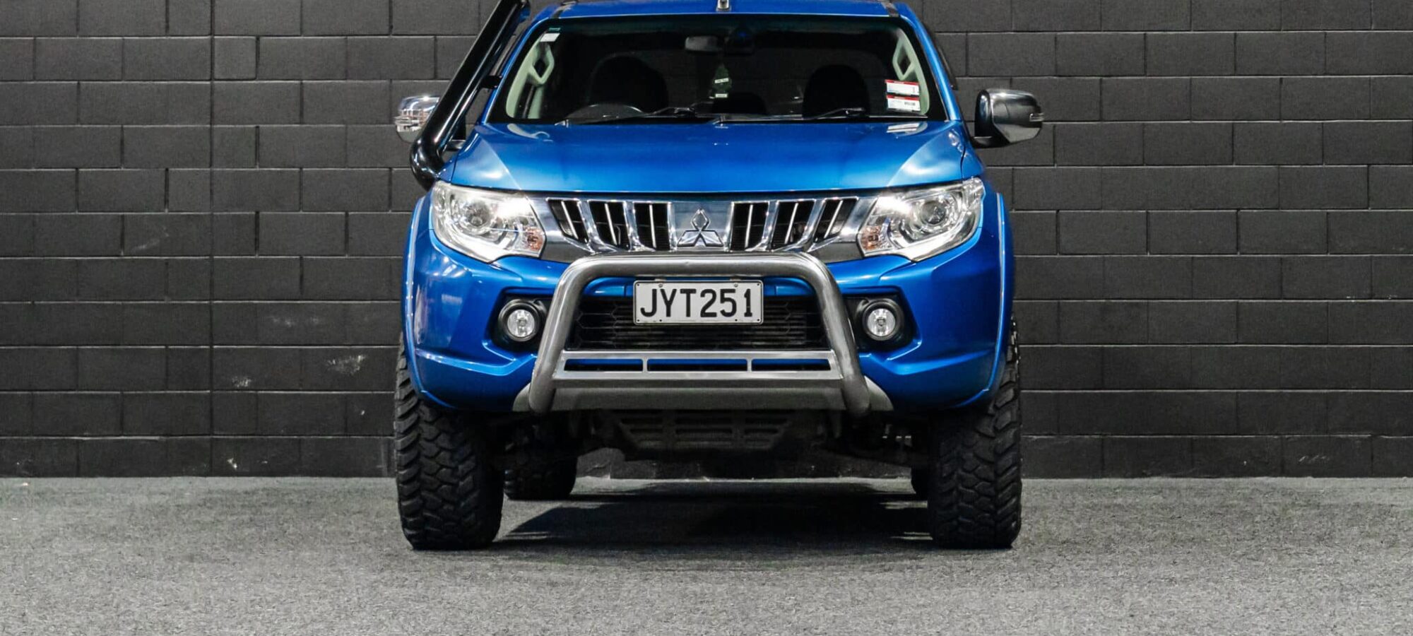 Vehicle Gallery Image