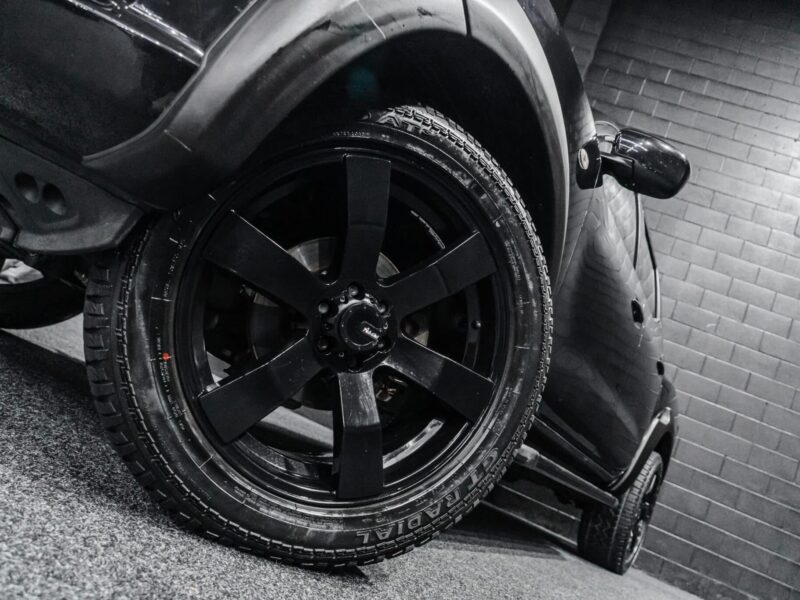 Vehicle Gallery Image