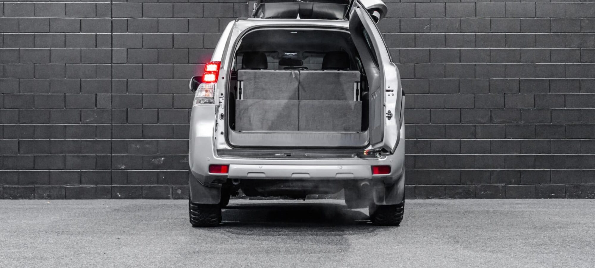 Vehicle Gallery Image